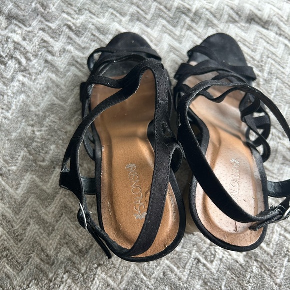 Salon six size 10 black wedge sandals - Picture 5 of 5